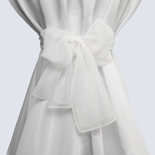 Бант из белой органзы